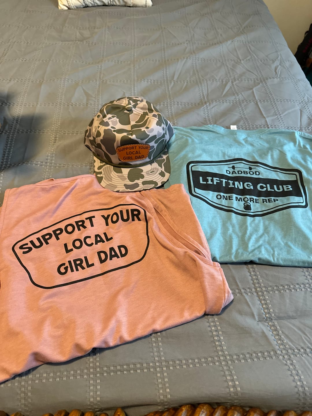 Customer photo review of Dads Lifting Club V.3 Shirt