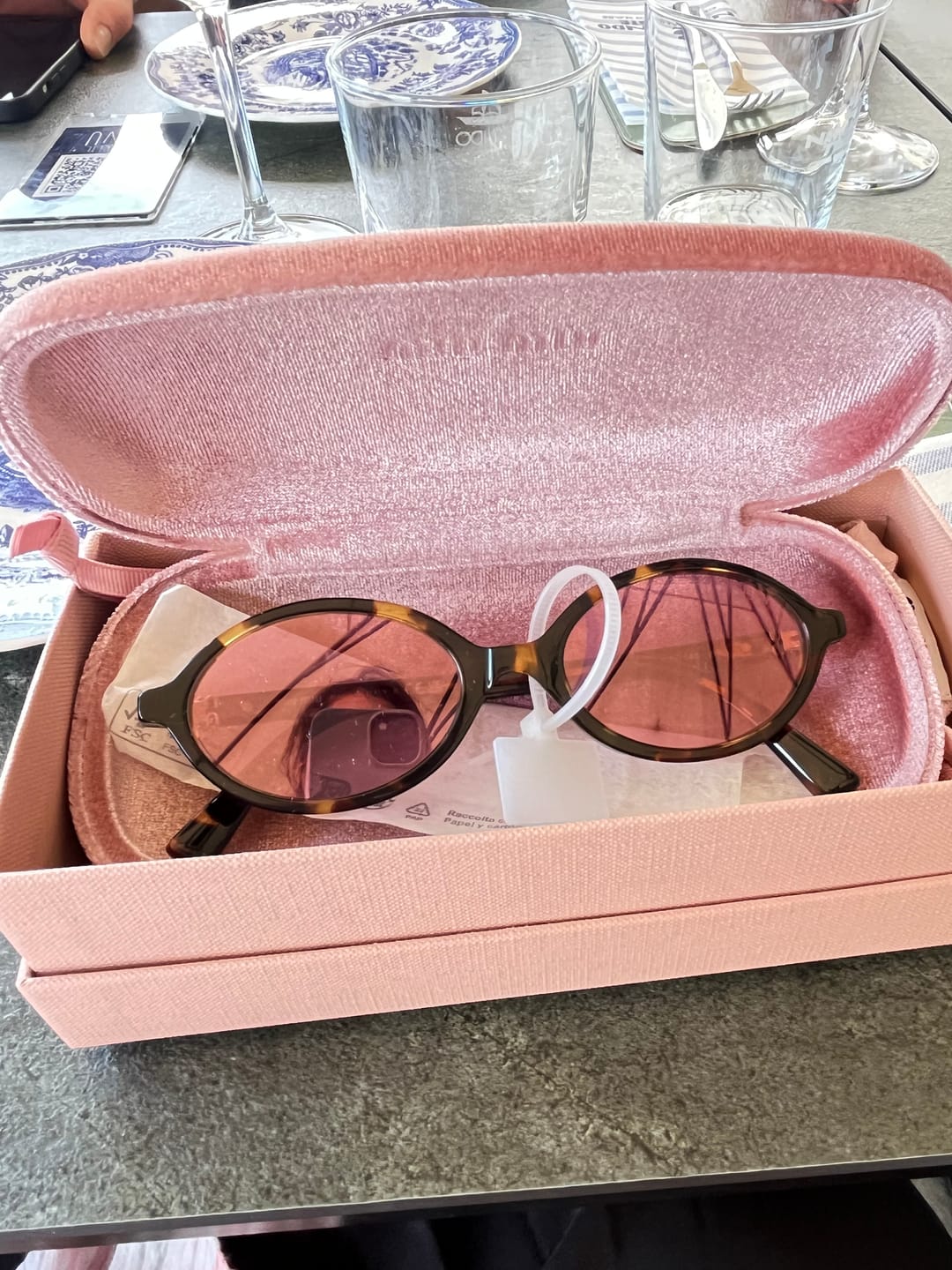 Customer photo review of MIU MIU - 04ZS OCCHIALI DA SOLE
