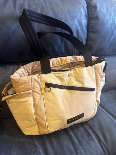 Customer photo review of Paz 23L Tote