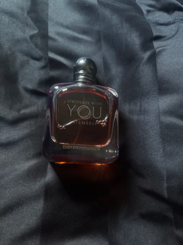 Customer photo review of Emporio Armani Stronger With You Intensely for Men Eau de Parfum Spray