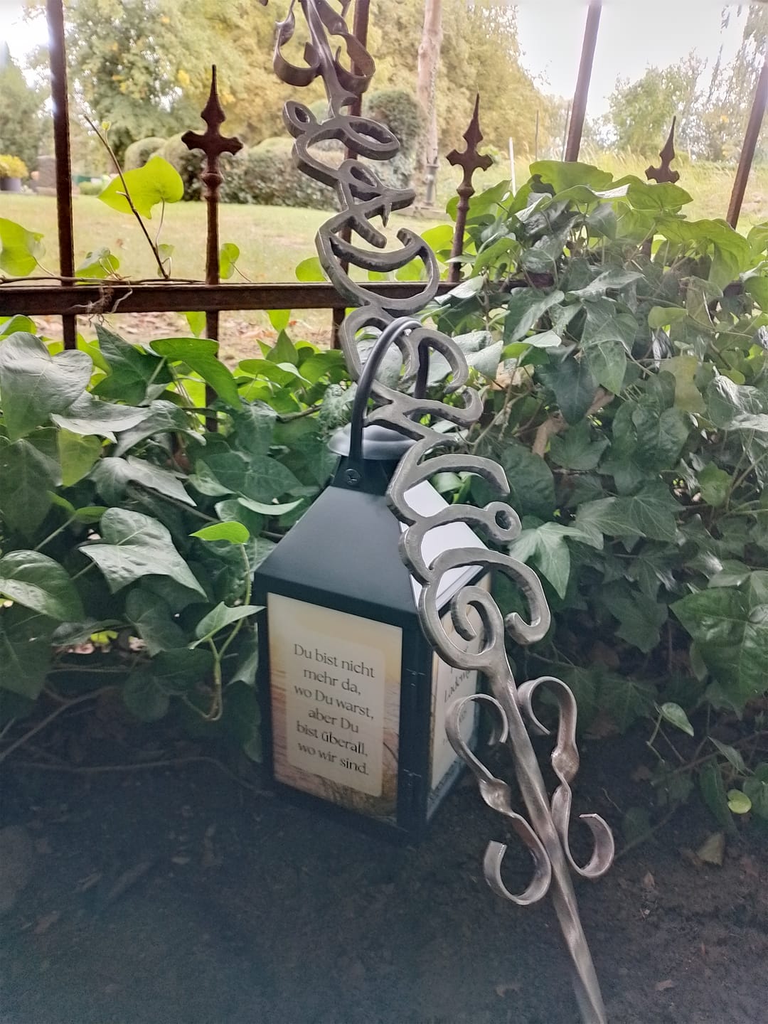 Customer photo review of Grablaterne mit Foto und Spruch