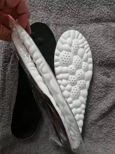 Anna M. review of Foamr® - Massage Einlegesohlen image 1 out of 1