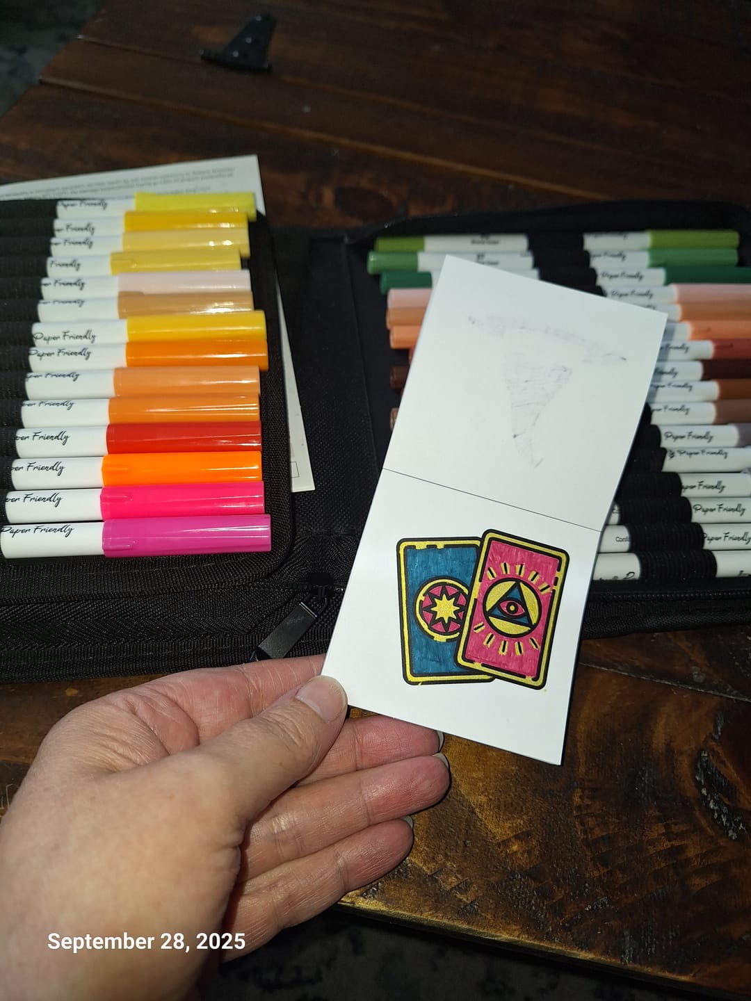 Customer photo review of Ohuhu Pupe Paper-friendly (No Peeling) Brush and Fineliner Dual Tips 60 Colors Water-based Coloring Markers
