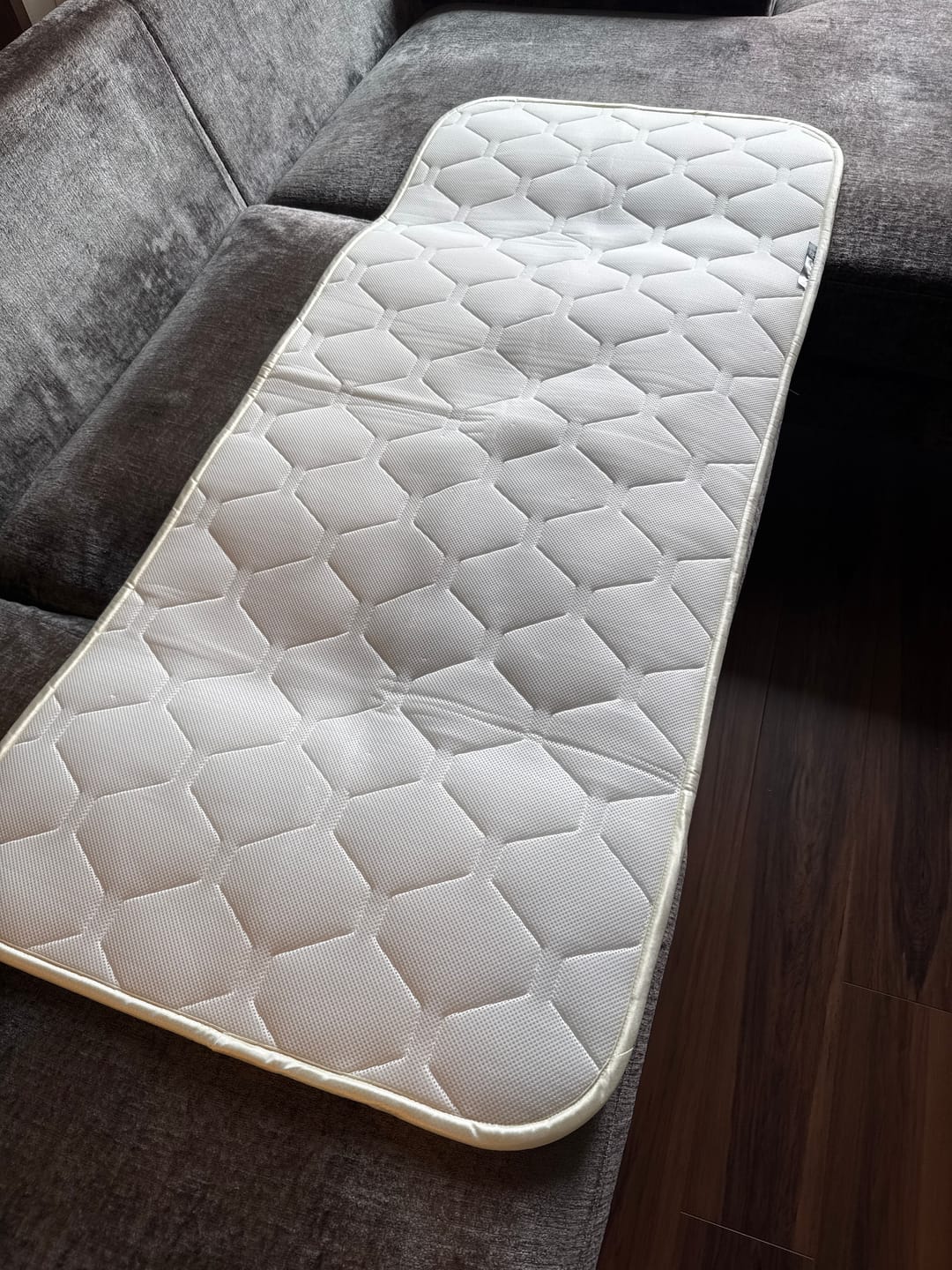 Customer photo review of SLEEP HEXAGON　上位版ホルミシスポータブルパッド