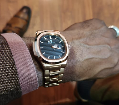 Customer photo review of Lucky Fours® Wraith