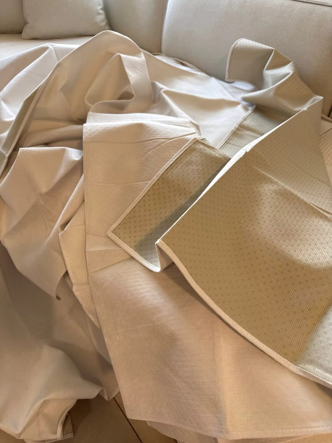 Customer photo review of StayCover - Antislip Beschermende Bankhoes