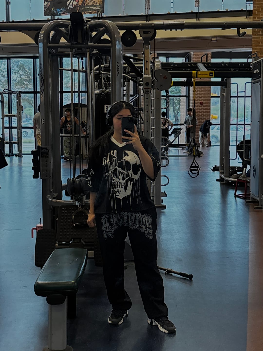 Customer photo review of W257 My eyes are up here Jogger