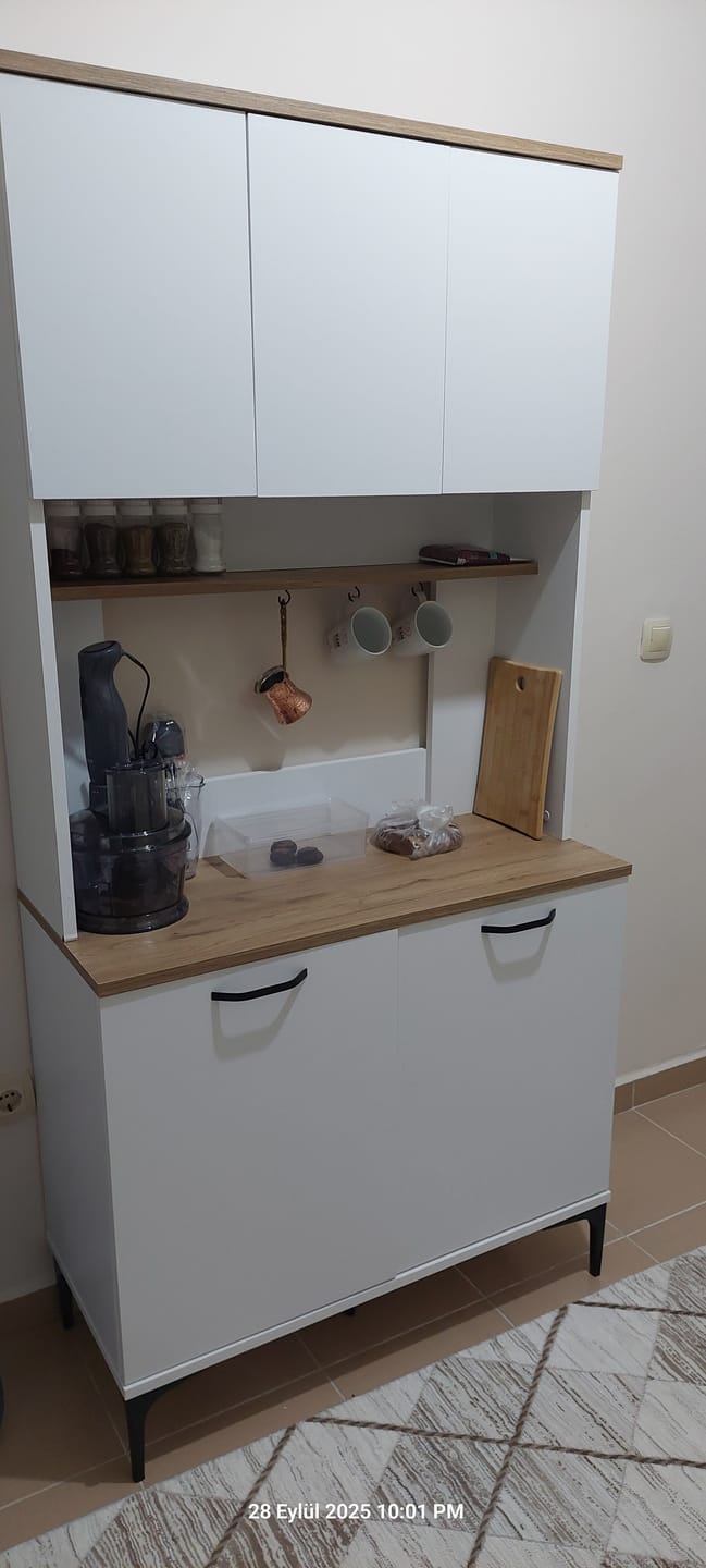 Customer photo review of Rani JE192 Çok Amaçlı Dolap 5 Kapaklı Kiler Mutfak Dolabı Beyaz - Sepet Ceviz