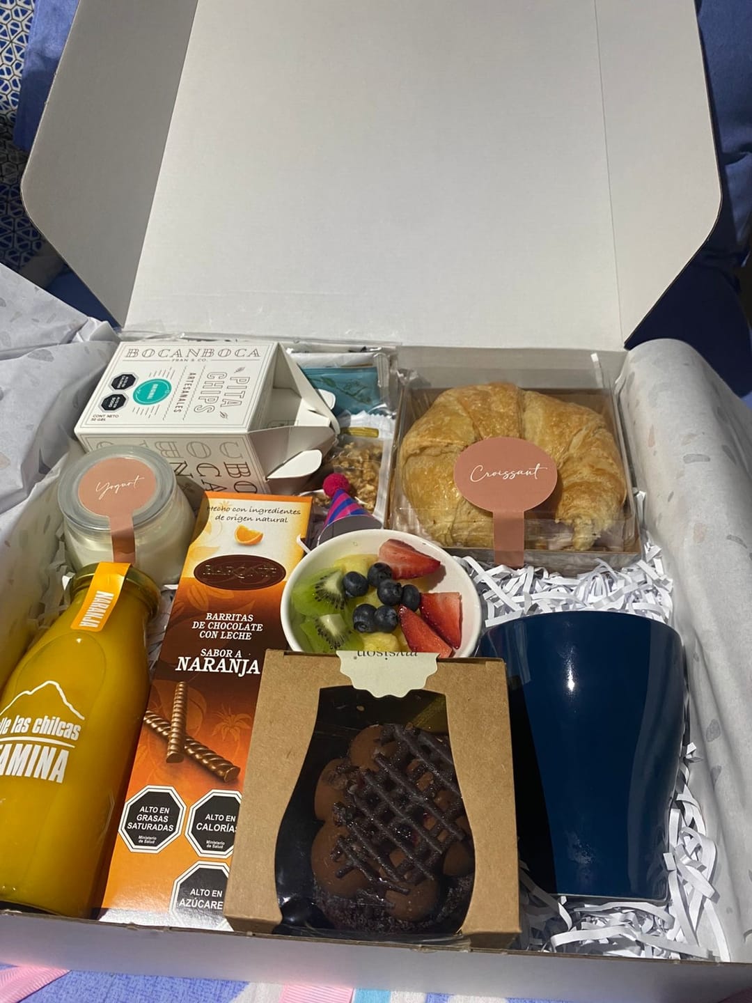 Customer photo review of Box Feliz Cumpleaños