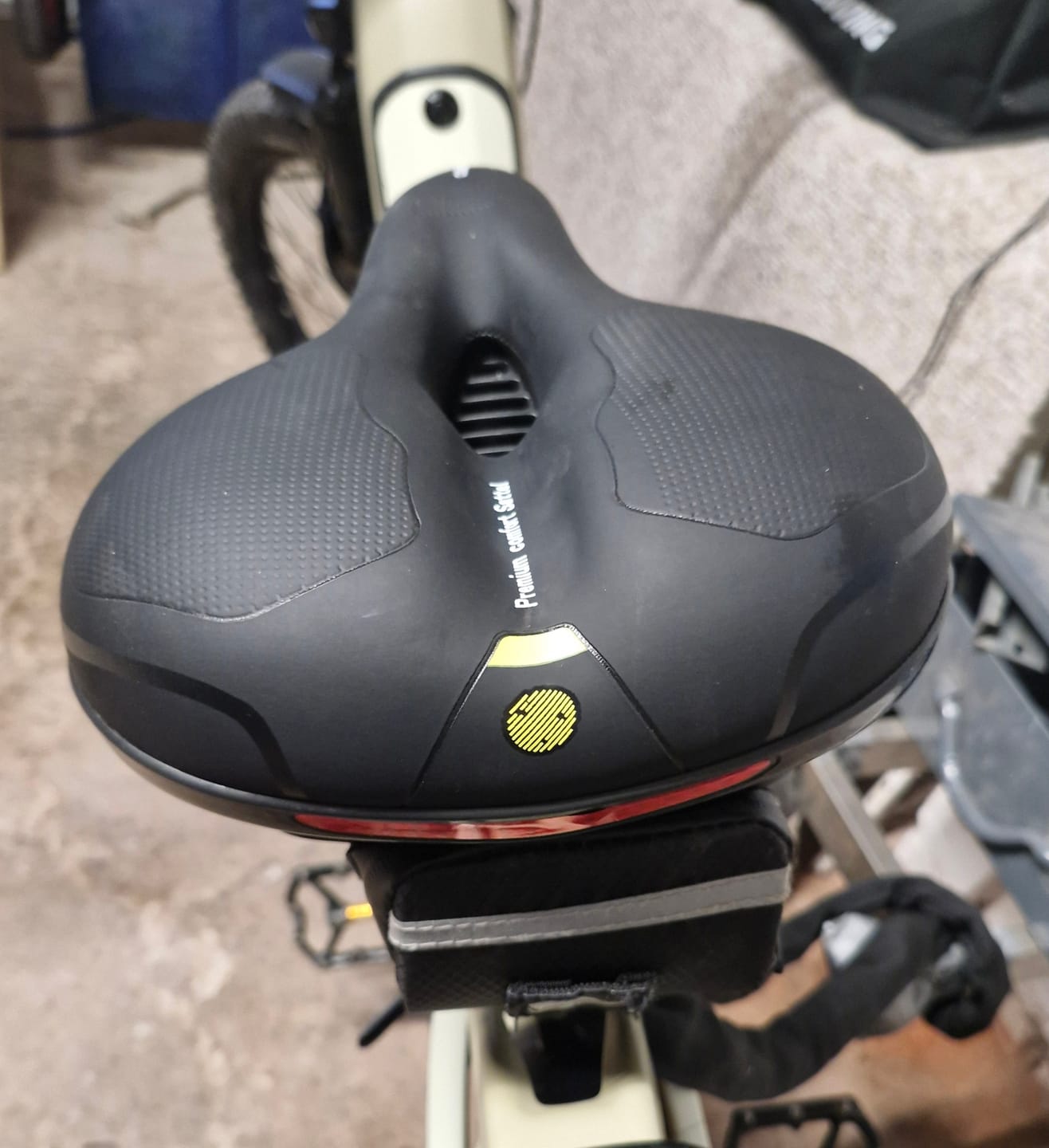 Customer photo review of Premium Comfort Sattel
