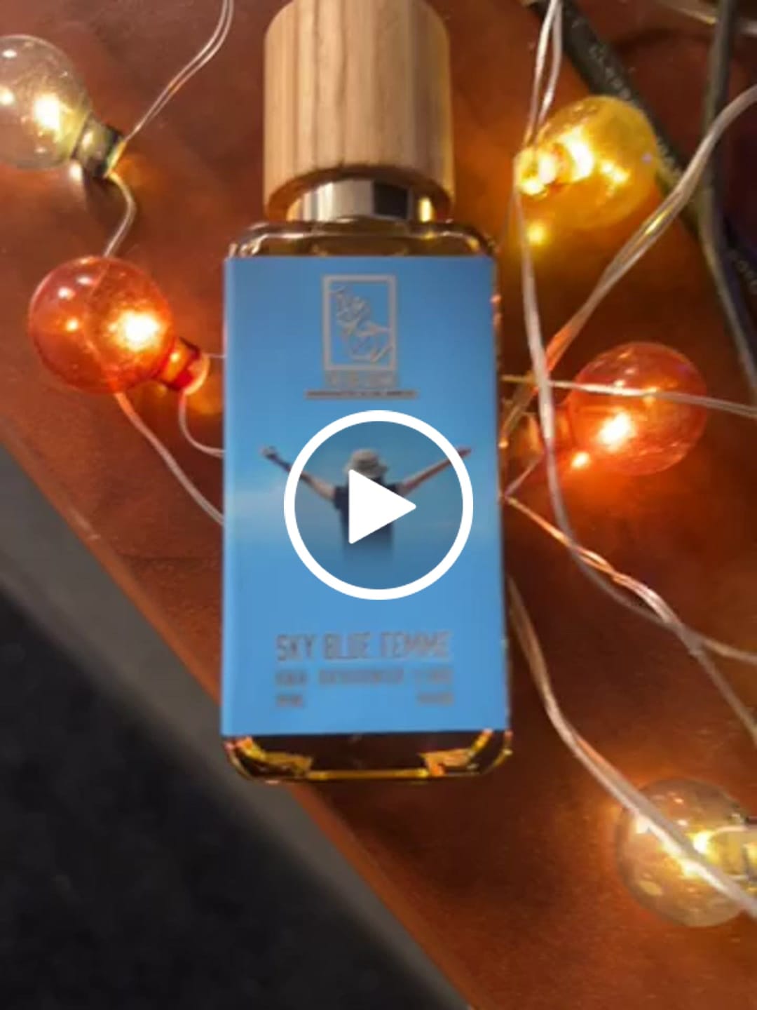 Customer video review of Sky Blue Femme