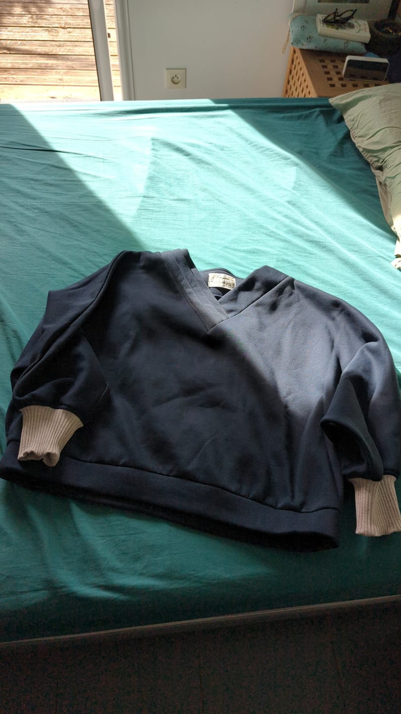 Customer photo review of Sweat Ferdinand - bleu marine - version courte