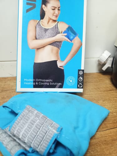 Customer photo review of Icecool Gel Pack | Re-Freezable for Instant Pain Relief & Swelling (Blue)