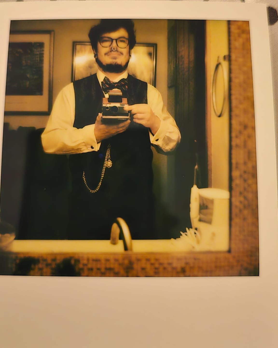 Customer photo review of Polaroid SX-70 Alpha 1 Chrome Folding Instant Film Camera