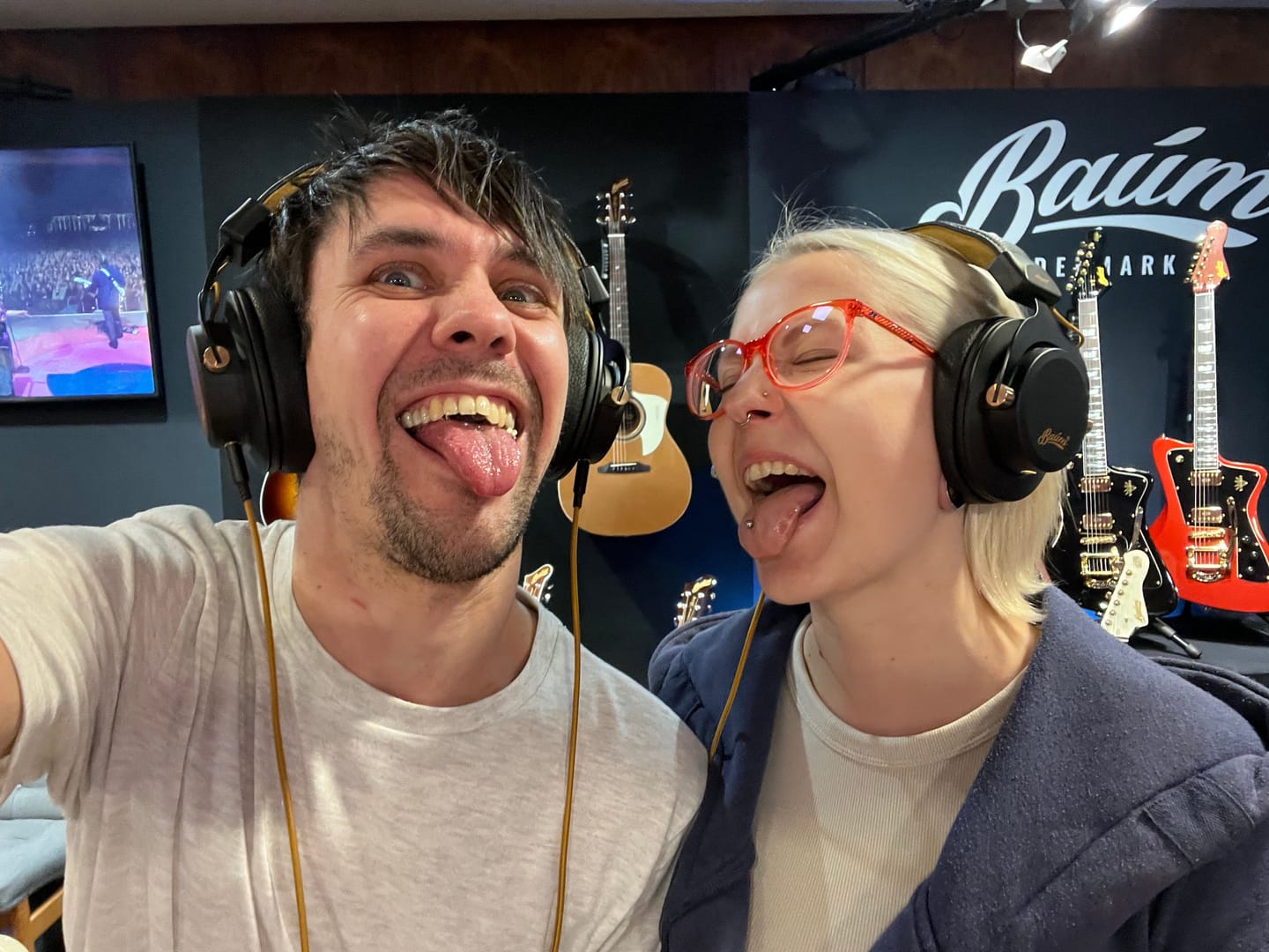 Customer photo review of ellipse studio headphones