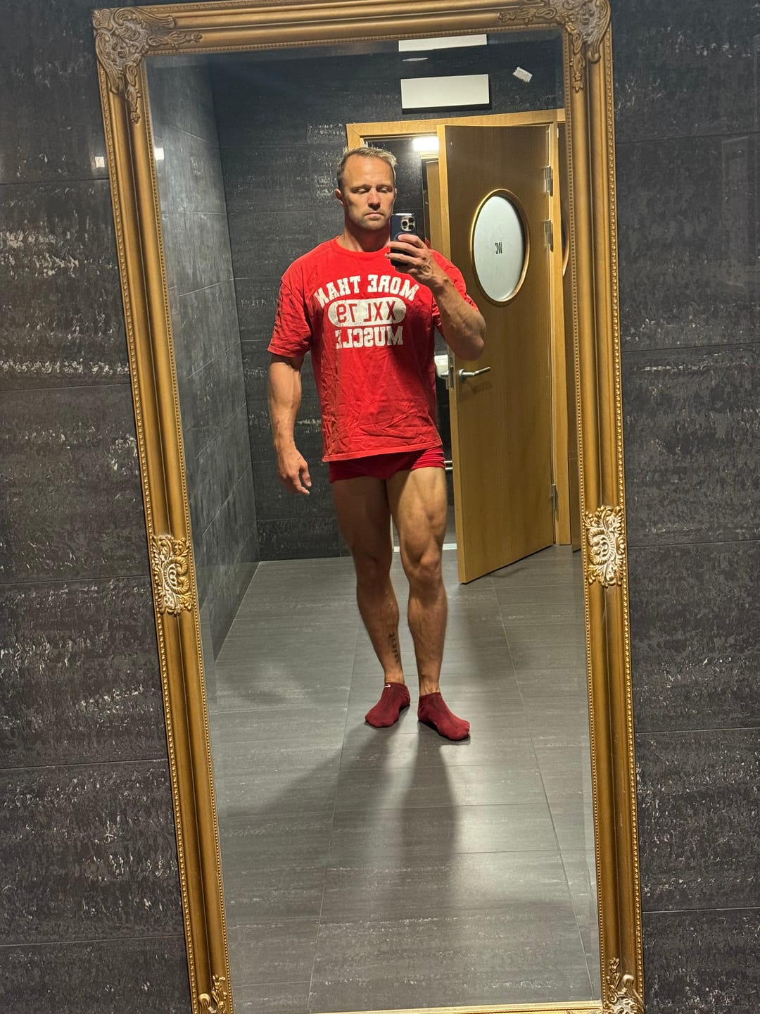 Customer photo review of Relaxed Fit Gym Tee - Red