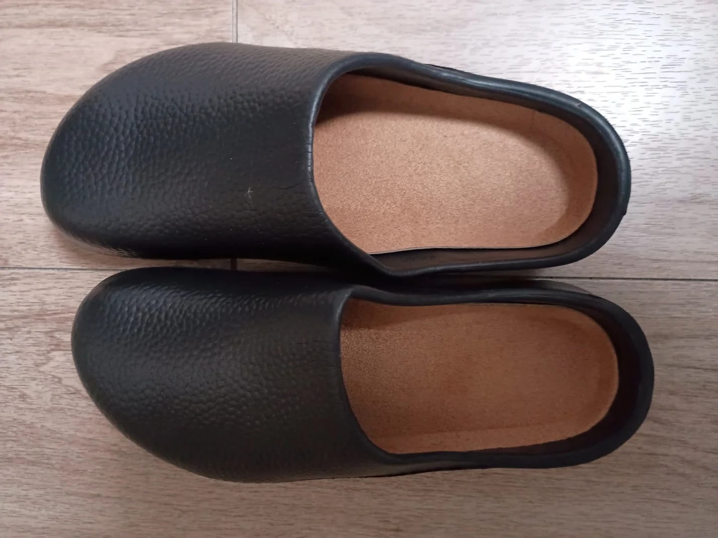 Customer photo review of Orion – Gesunde und rutschfeste Komfort-Clog-Pantoletten