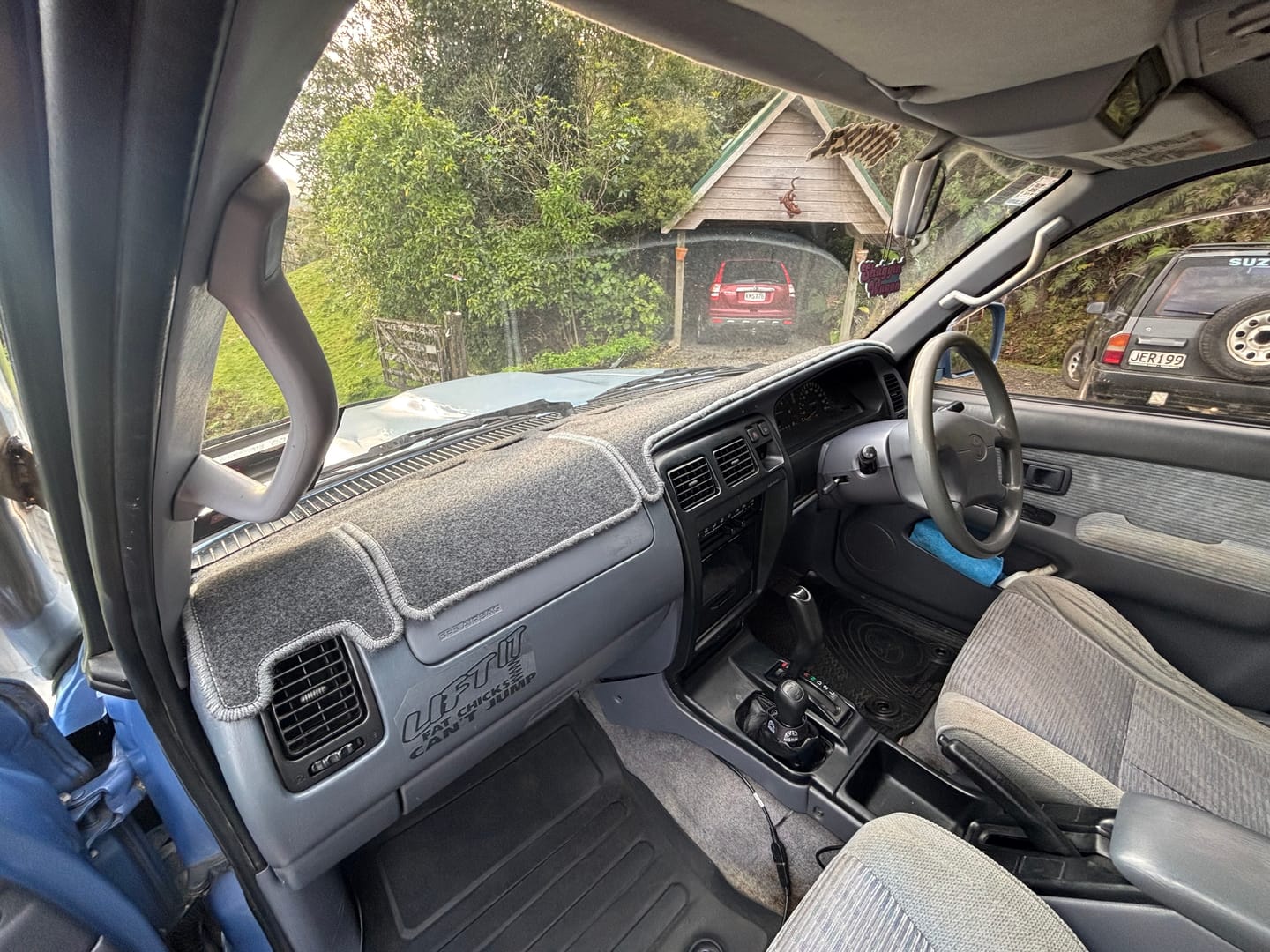 Customer photo review of Hilux Surf Carpet Dash Mat l 3rd Gen 96 - 02