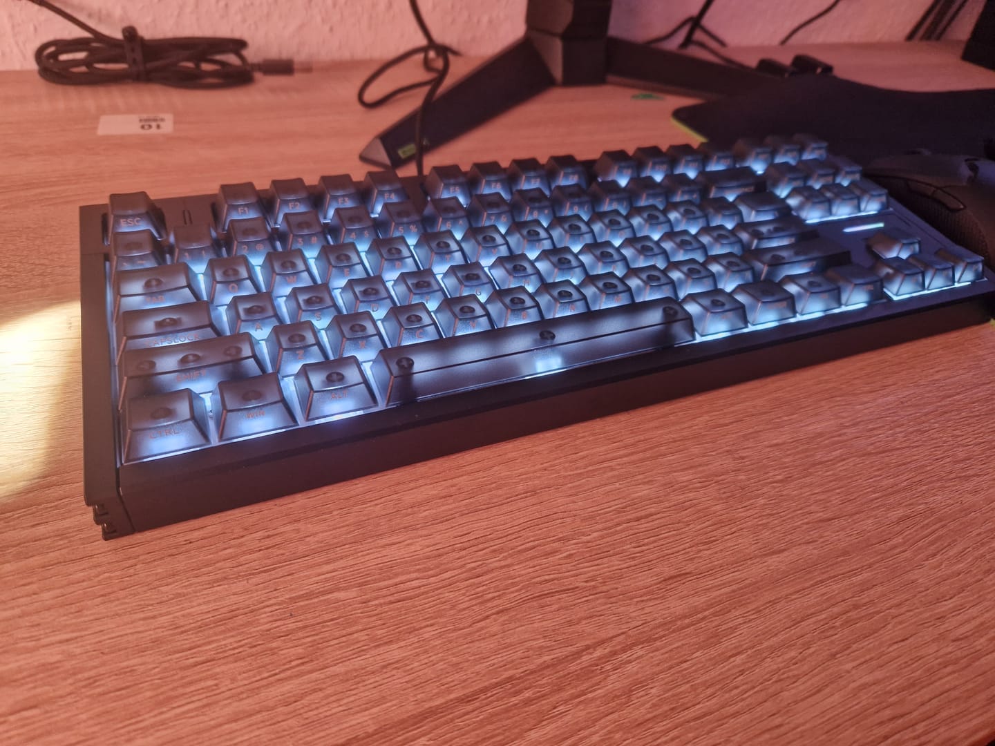 Customer photo review of IQUNIX EZ80/EZ75 HE