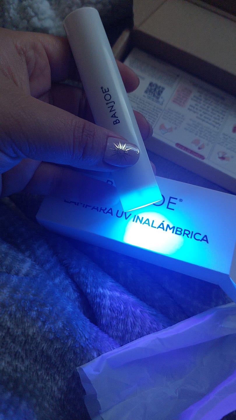 Customer photo review of Lámpara Inalámbrica UV LED