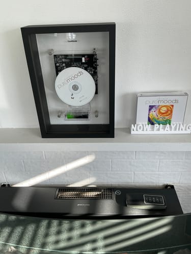Customer photo review of M1 Music Frame CD Player
