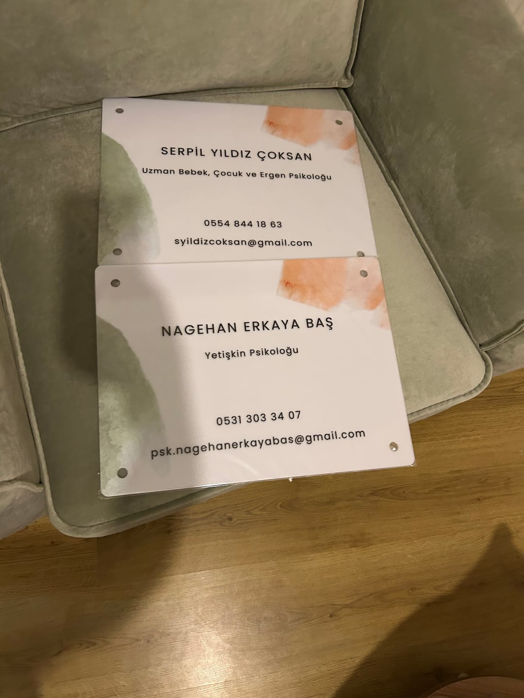 Customer photo review of Beyaz Pleksi Kapı Tabelası