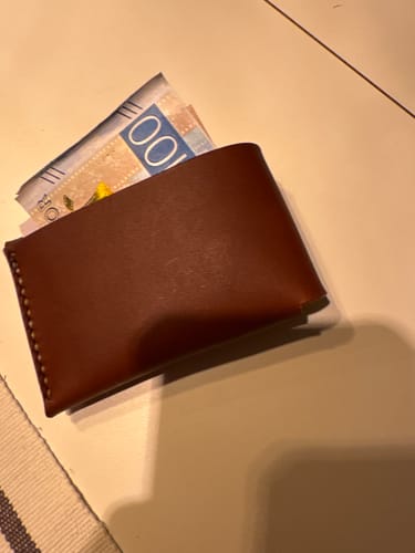 Customer photo review of Slimmad plånbok i äkta läder