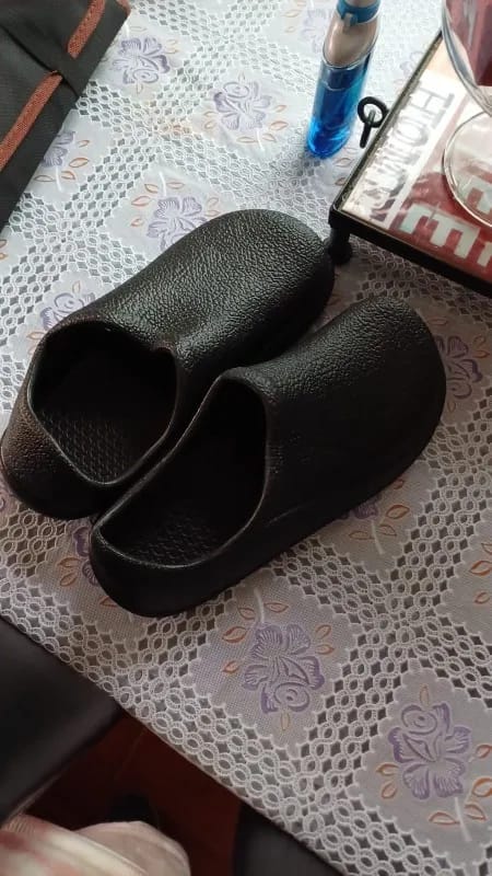 Customer photo review of Orion – Gesunde und rutschfeste Komfort-Clog-Pantoletten
