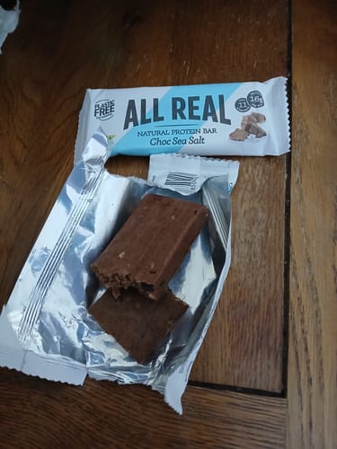 Customer photo review of Choc Sea Salt Mini Protein Bar 25g x 16 bars