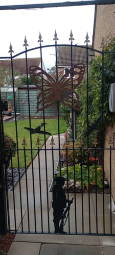 Customer photo review of Large Rusty Metal Butterfly Decoration