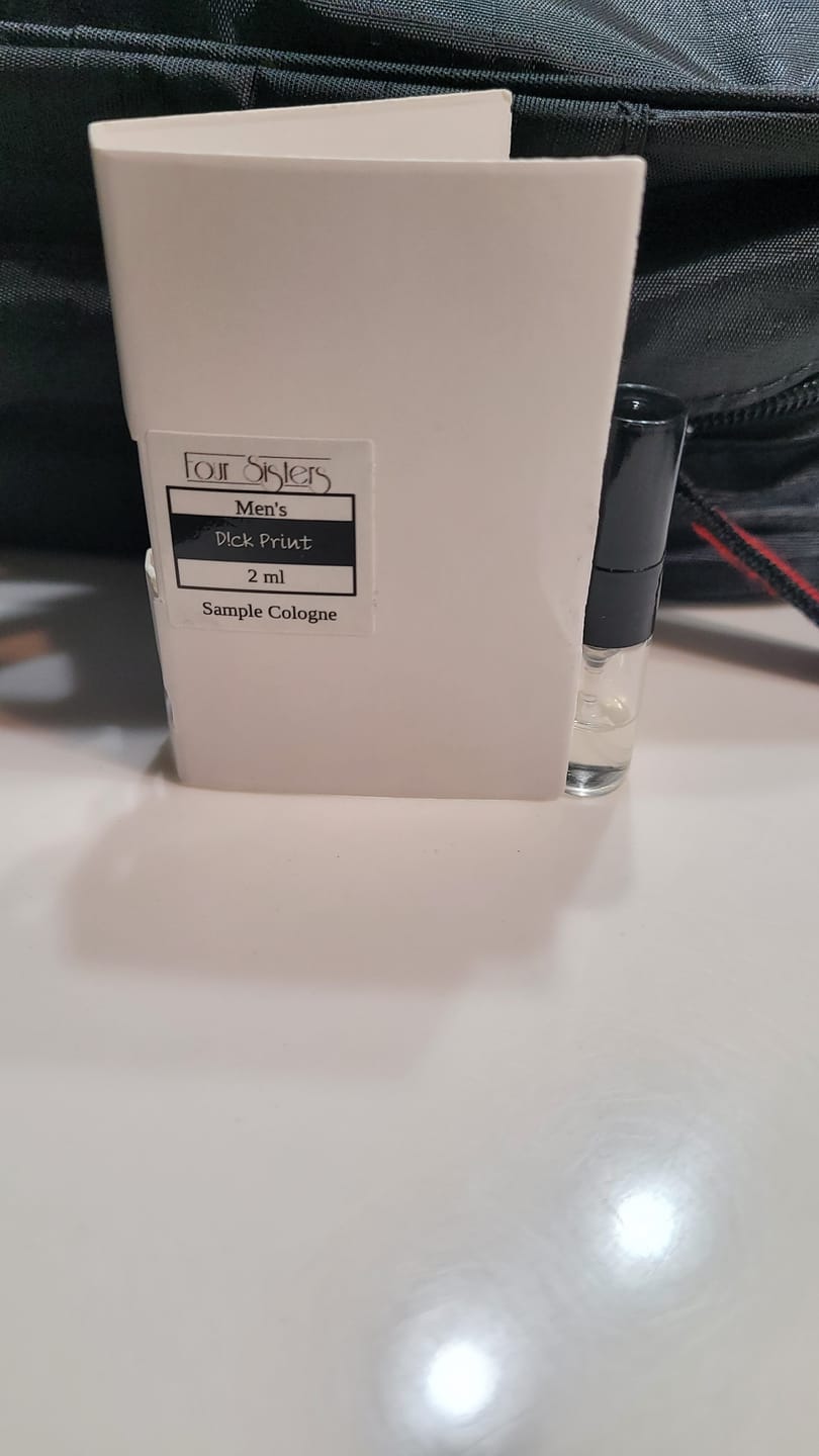 Customer photo review of Cologne Samples