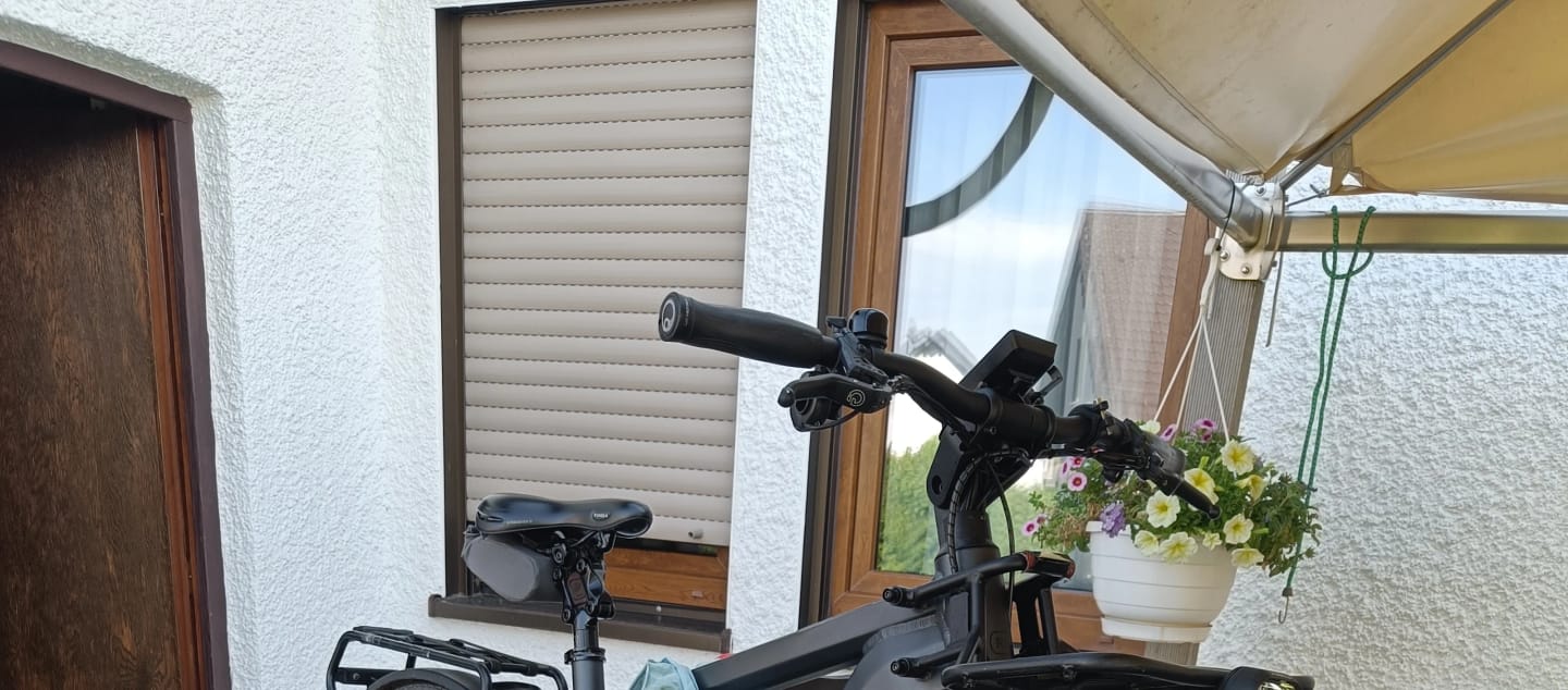 Customer photo review of Mobile Assistant