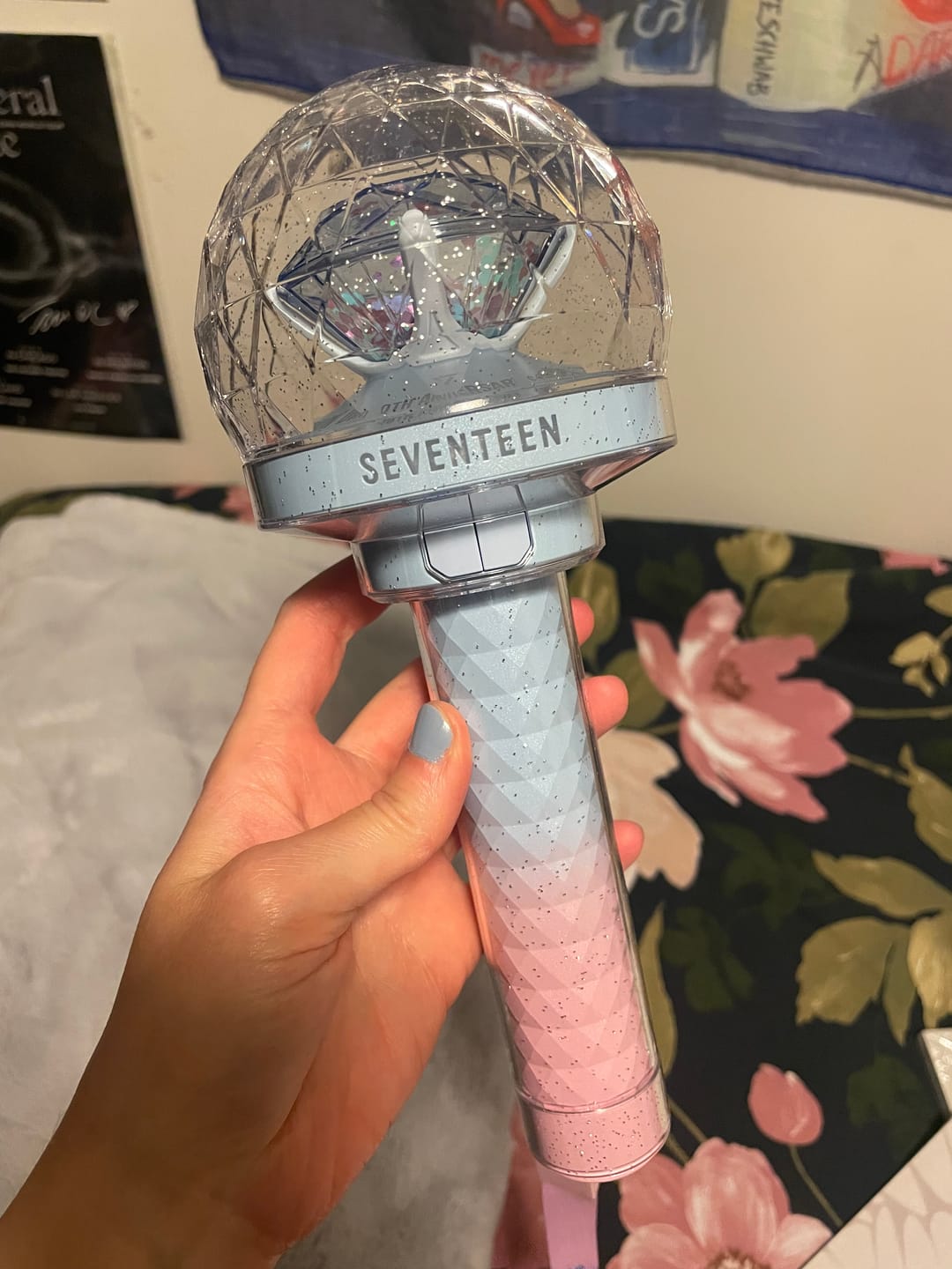 Customer photo review of SEVENTEEN - OFFICIAL LIGHT STICK VER.3 10TH ANNIV.