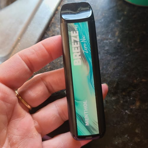 Customer photo review of Breeze Pro 0% Nicotine Disposable Vape