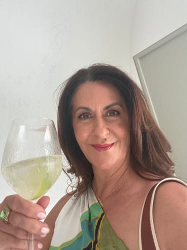 Customer photo review of Instant Dye Shampoo