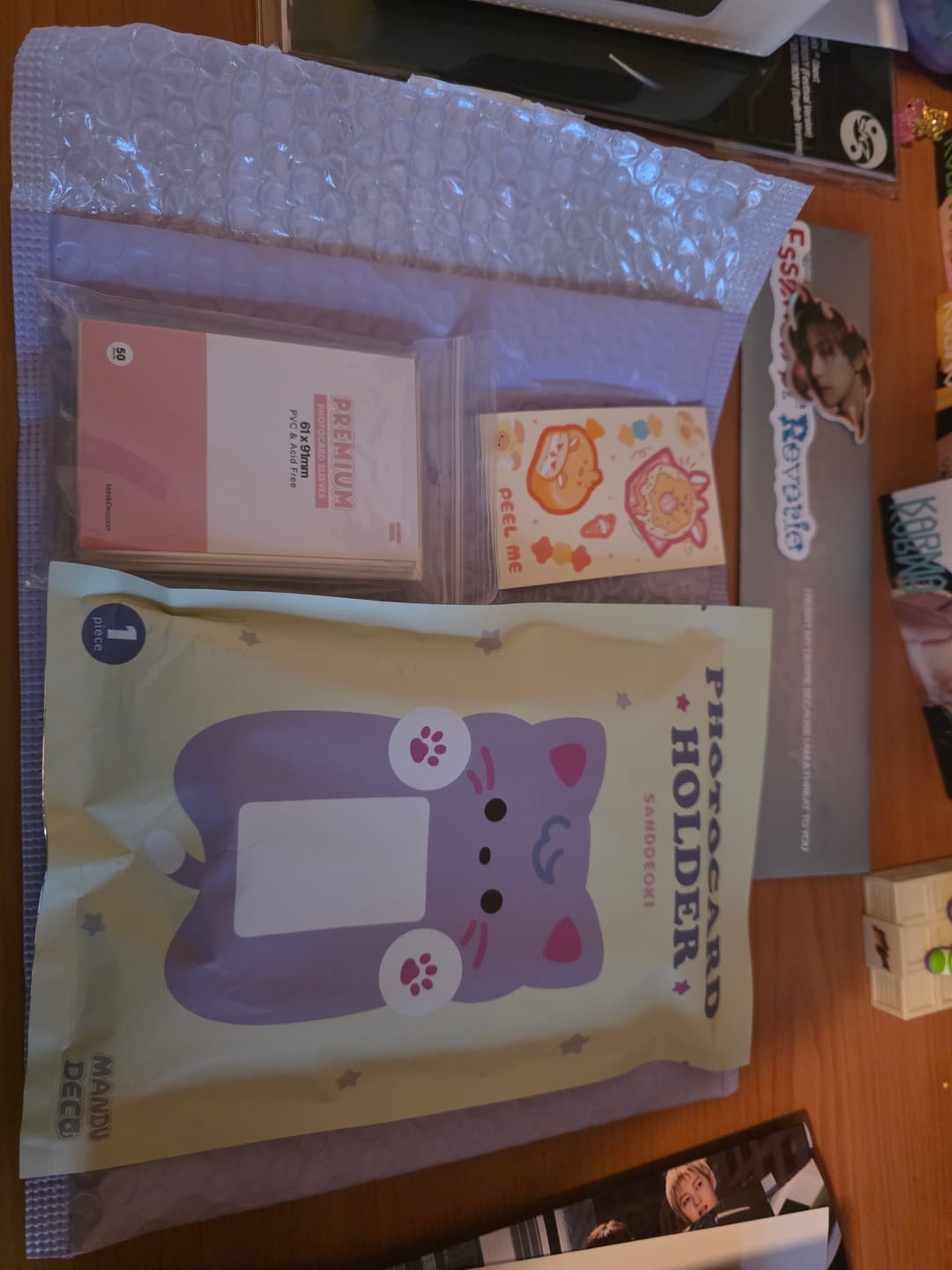 Customer photo review of PREMIUM PHOTOCARD SLEEVES - PINK VERSION (61x91MM)