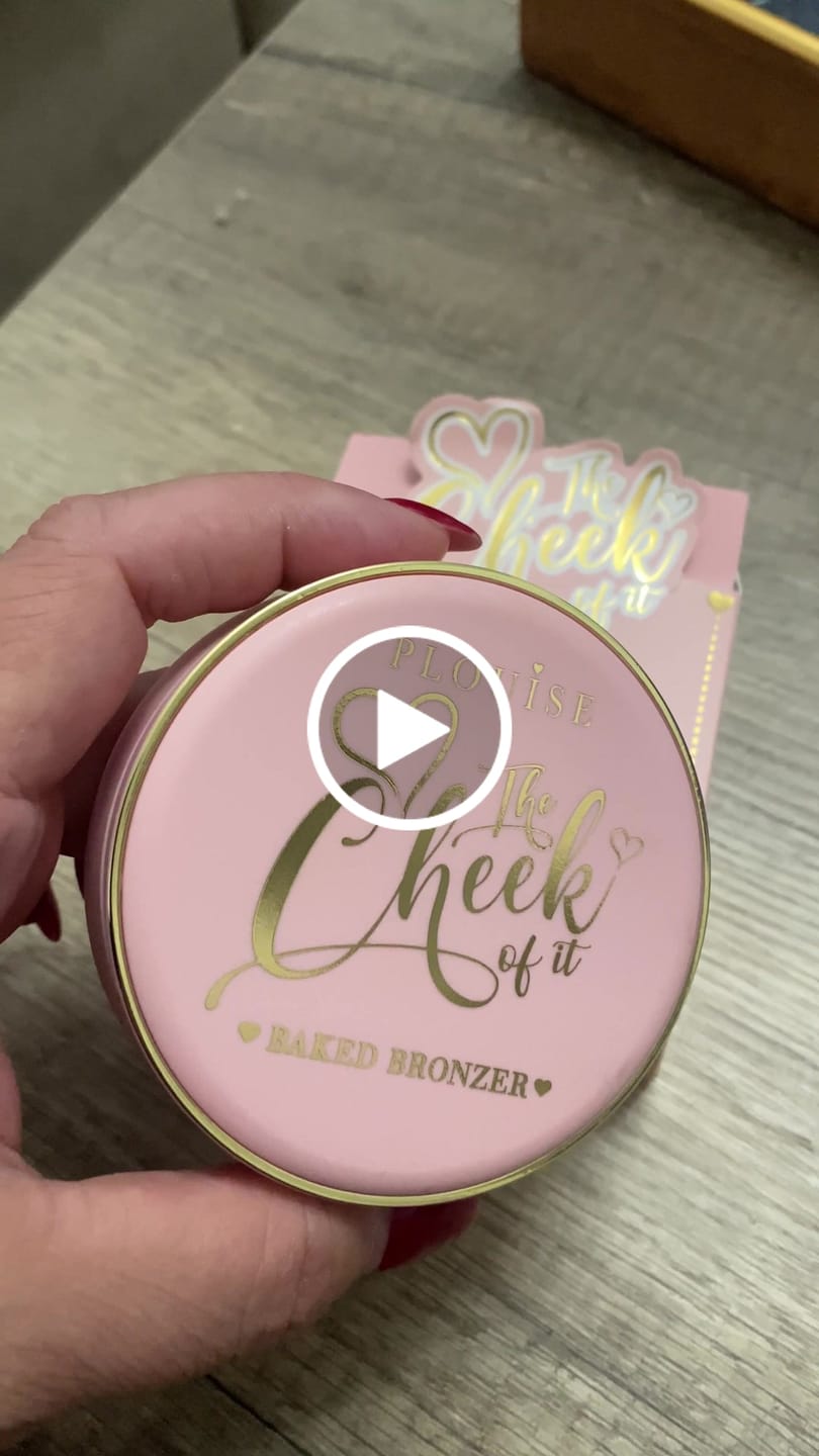 Customer video review of P. Louise The Cheek Of It Baked Bronzer