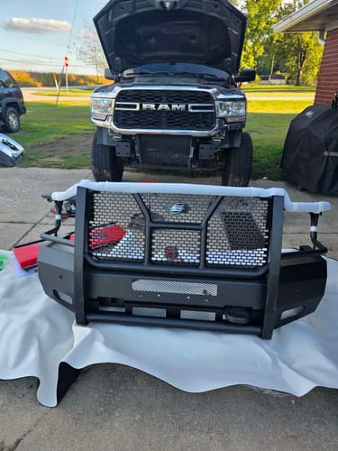 Customer photo review of Steelcraft Elevation Front Bumper With Grille Guard 2019-2023 RAM 2500-3500 Model 60-12280C
