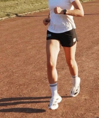Customer photo review of saysky womens pace shorts 3", black.