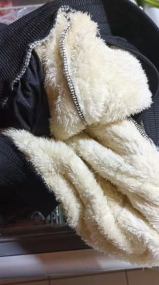 Customer photo review of Wasserdichte & winddichte Thermohose für Männer und Frauen