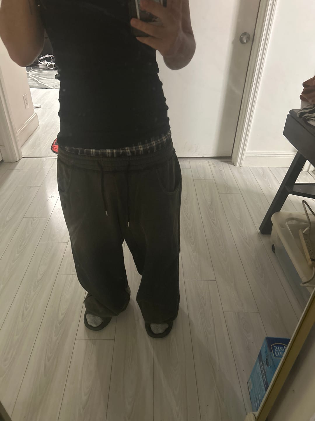 Customer photo review of Aelfric Eden Double Waist Vintage Baggy Sweatpants