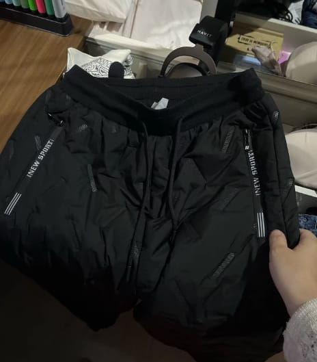 Customer photo review of Wasserdichte & winddichte Thermohose für Männer und Frauen