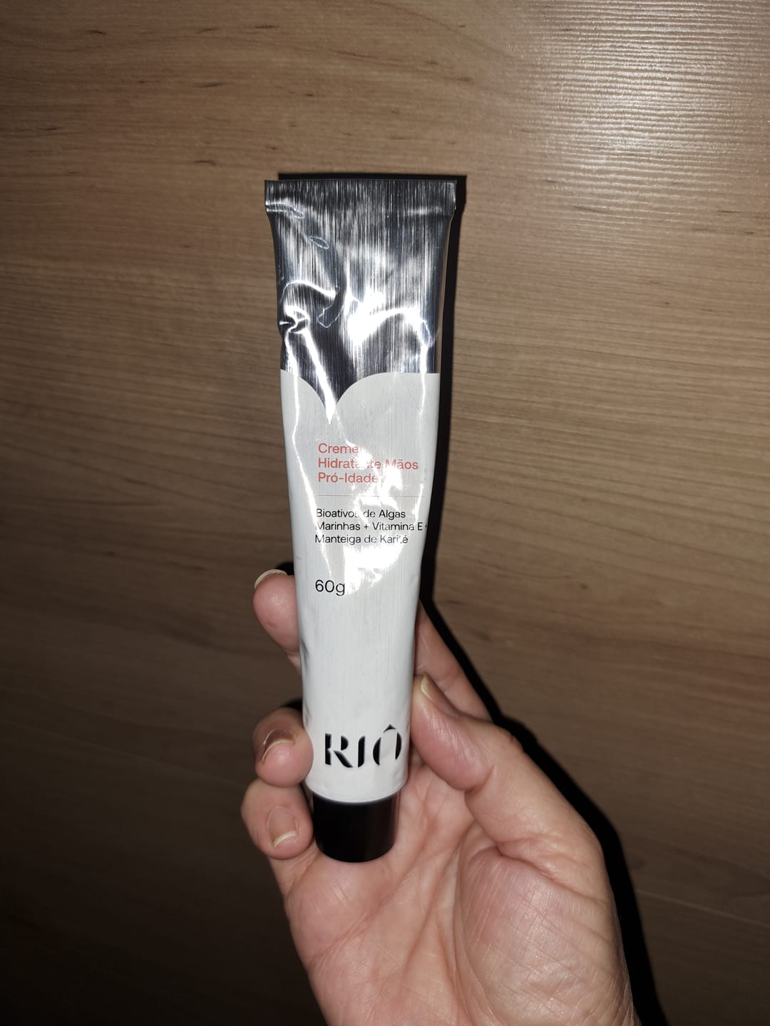 Customer photo review of Creme Hidratante Mãos Pró-Idade