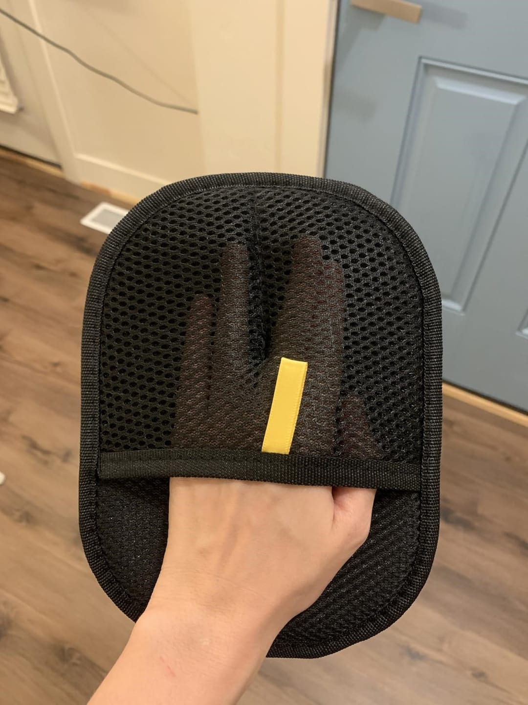 Customer photo review of Pet Hair Removal Glove with Dual-Sided Electrostatic Bristle
