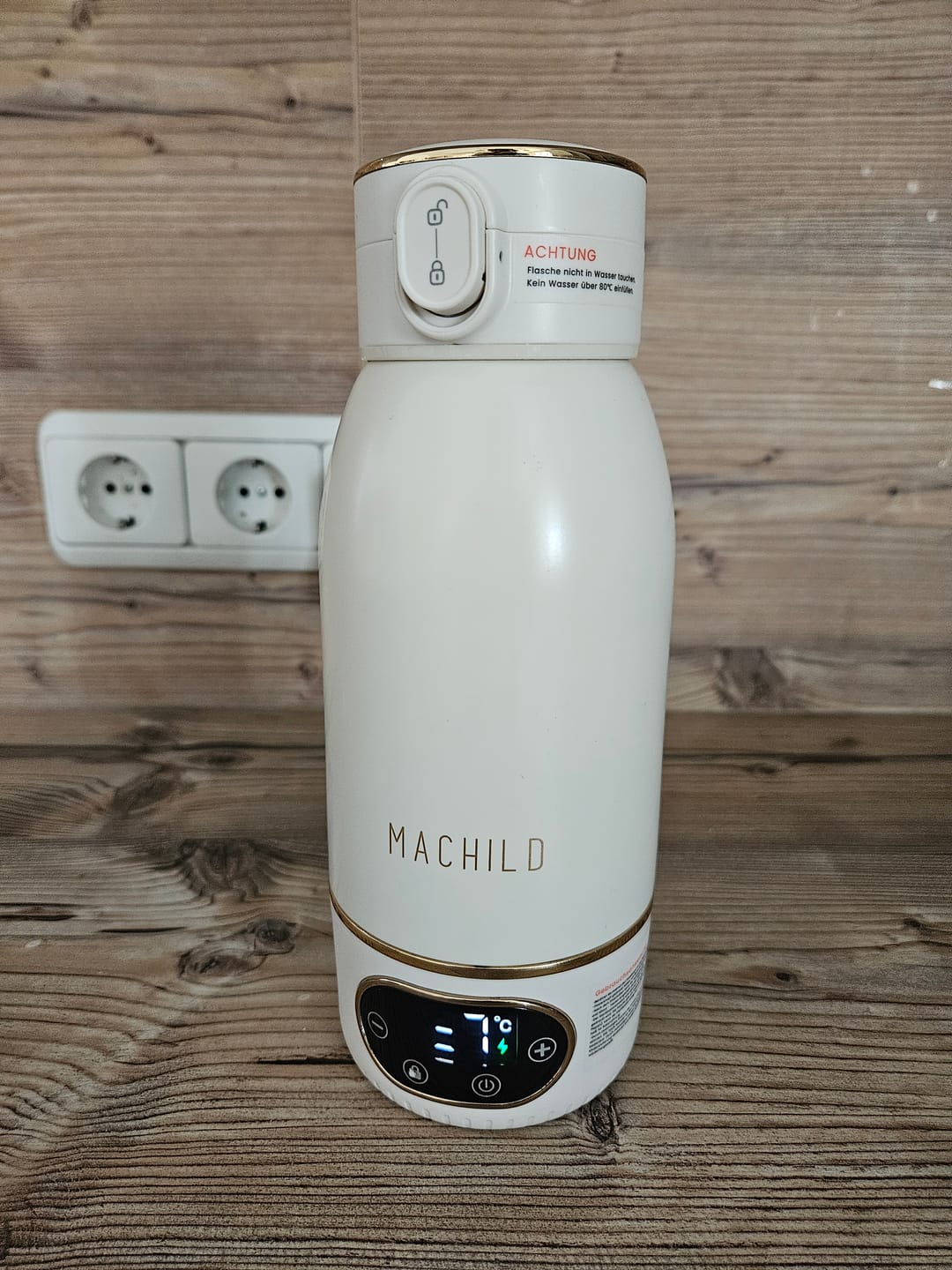 Customer photo review of Tragbarer Fläschchenwärmer + Milchpulverbox (weiß) + Schnell-Ladegerät