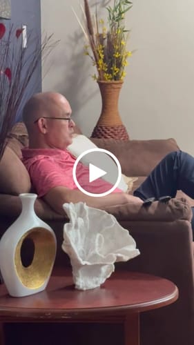 Customer video review of 2ª versión ofrecida - Nueva voz o estilo sin coste adicional