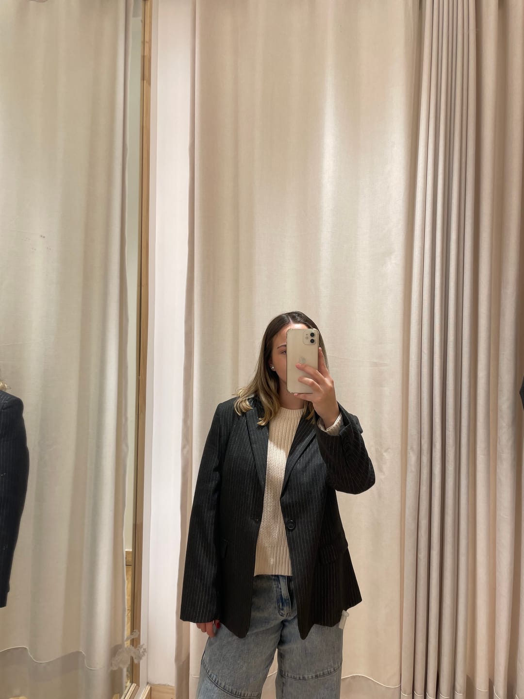 Customer photo review of Blazer Raya Lurex Grey