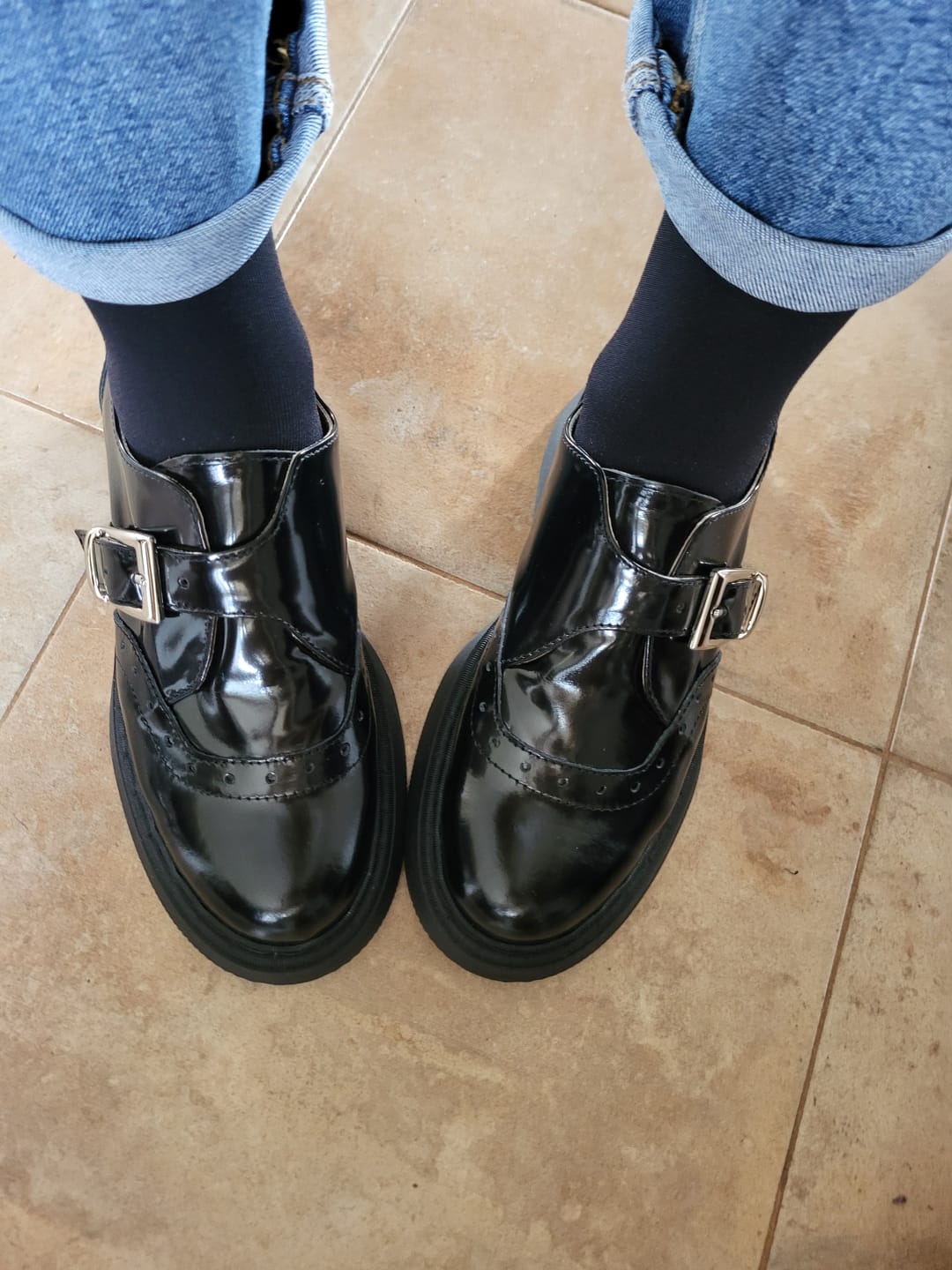 Customer photo review of "Timeless Oxfords in Patent"