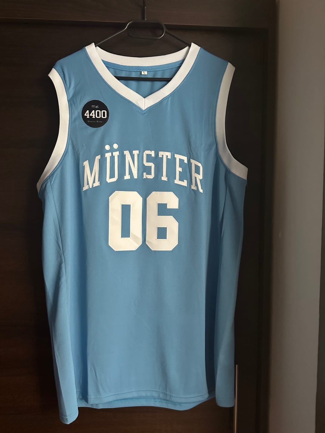 Customer photo review of Benutzerdefinierte Authentisch  Basketball Trikot Hellblau-Weiß