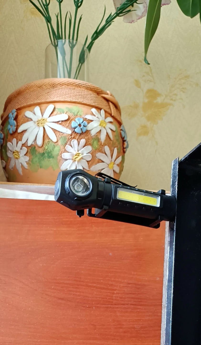 Customer photo review of Multifunktionale 2-in-1 LED Taschenlampe & Stirnlampe
